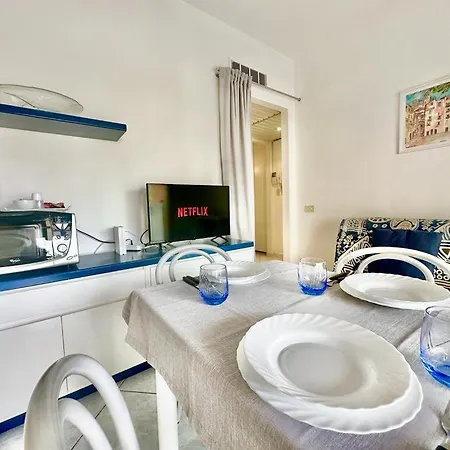 Mimosa Apartment